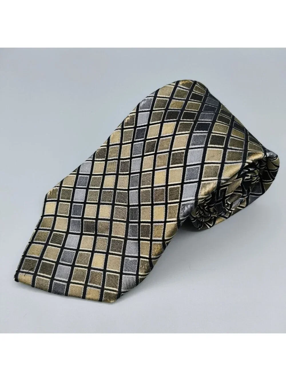 Perry Ellis Portfolio Mens Geometric Checkered Silk Tie (Fair/Good Condition)